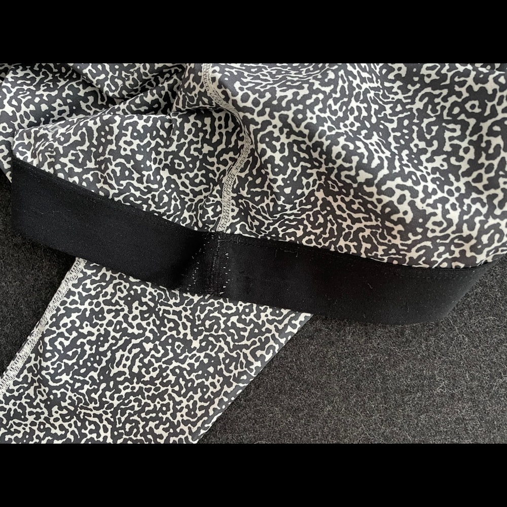 Exercise Leggings - image 2